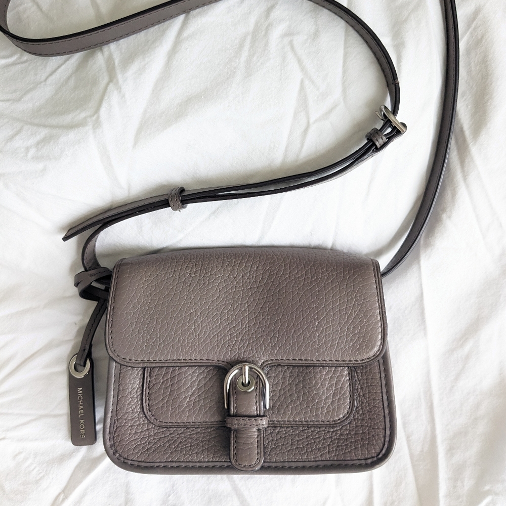 SOLD Michael Kors Cooper Sm Crossbody Bag in Cinder Taupe Soft Pebble Leather